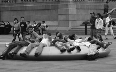 Los Centenialls: la generación que llegó a cambiar las reglas del marketing digital